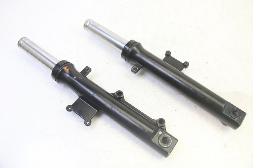 photo de STELO FORCELLA SYM CROX 4T 50 (2016 - 2023) - Vista principale