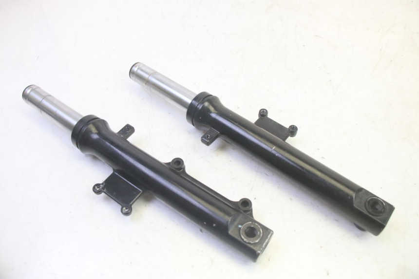 photo de STELO FORCELLA SYM CROX 4T 50 (2016 - 2023) - Dettaglio del componente