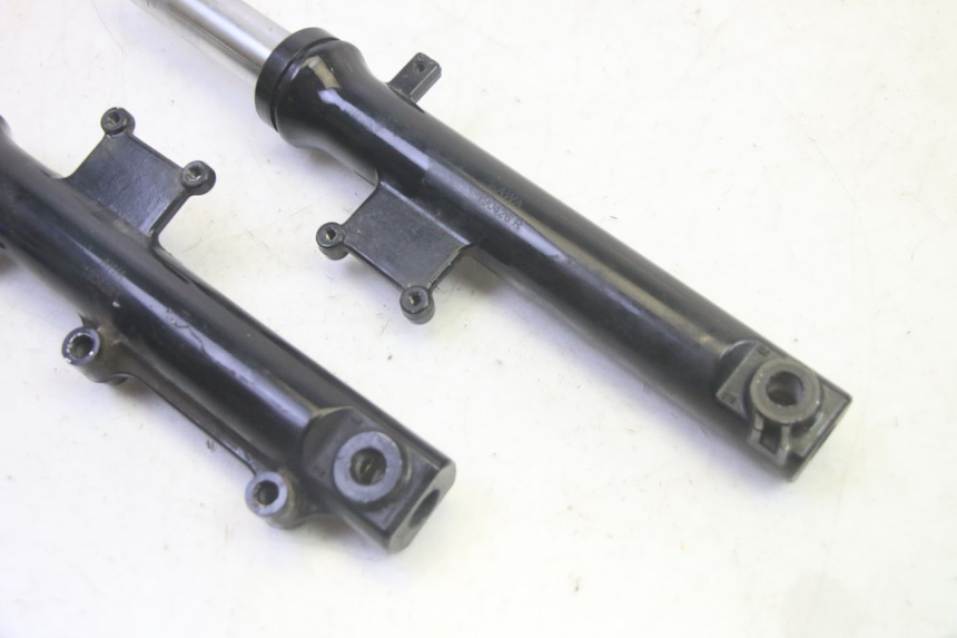 photo de STELO FORCELLA SYM CROX 4T 50 (2016 - 2023) - Primo piano tecnico