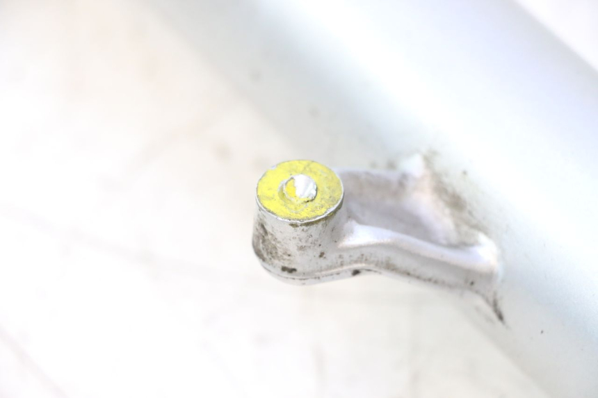 photo de STELO FORCELLA DESTRA APRILIA ATLANTIC S 125 (2010 - 2013) - Dettaglio del componente