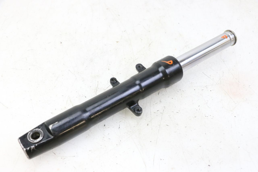 photo de STELO FORCELLA DESTRA ORCAL CAVARO 4T 50 (2019 - 2023) - Vista principale