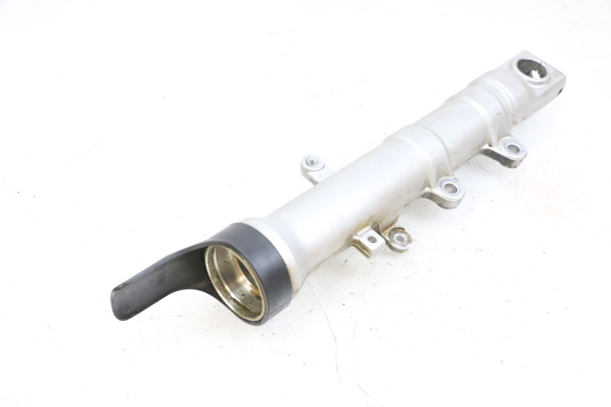 photo de STELO FORCELLA DESTRA YAMAHA FZ6 N FAZER 600 (2004 - 2006) - Stato della superficie e materiale