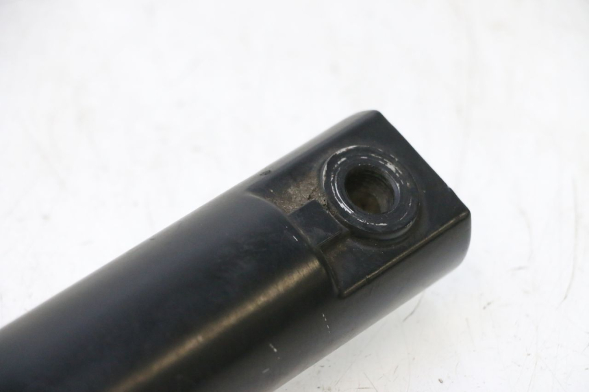 photo de STELO FORCELLA DESTRA KYMCO SUPER 8 2T 50 (2007 - 2013) - Zoom sullo stato d'uso