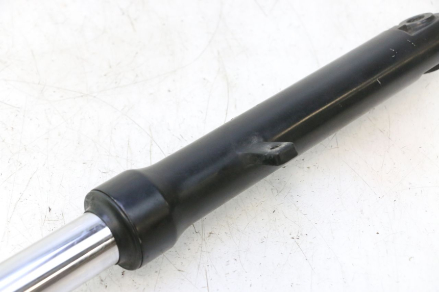 photo de STELO FORCELLA DESTRA KYMCO SUPER 8 2T 50 (2007 - 2013) - Altra angolazione