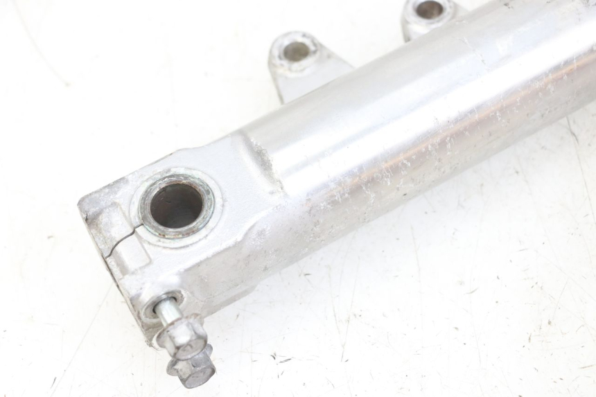 photo de FORCELLA DESTRA SUZUKI SV N 650 (1999 - 2002) - Ricambio usato controllato