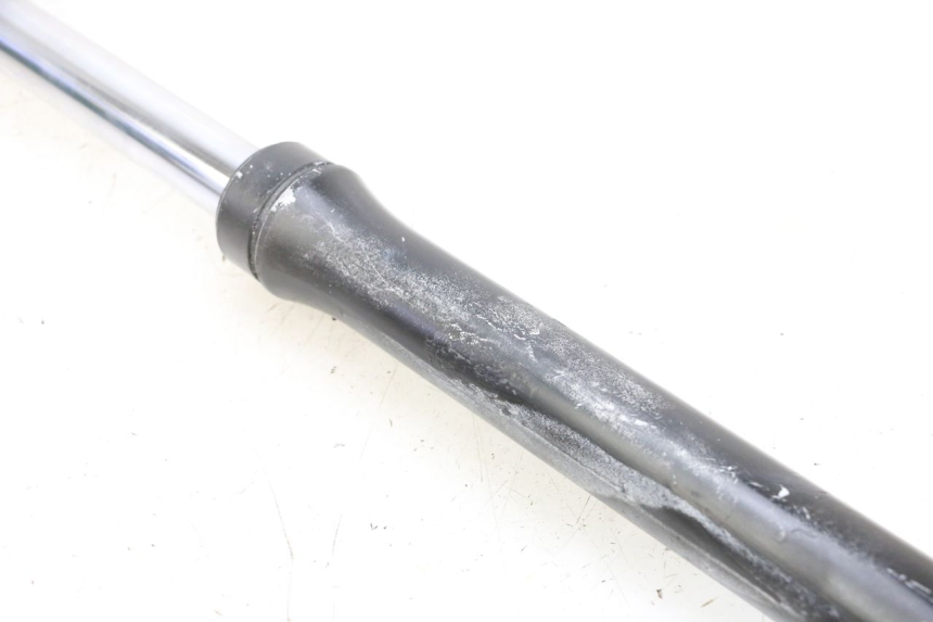 photo de STELO FORCELLA DESTRA YAMAHA TTR 125 (2000 - 2020) - Marcature e riferimenti originali