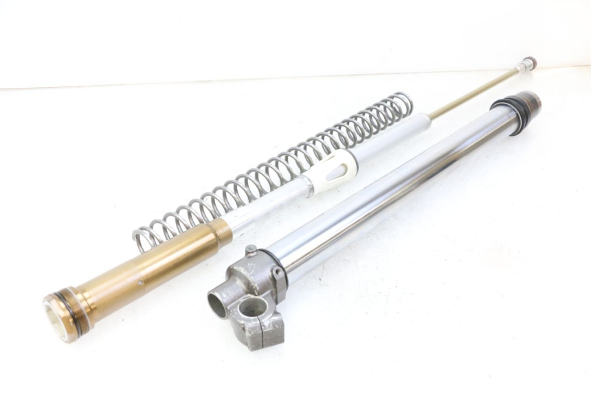 photo de STELO FORCELLA DESTRA YAMAHA YZF YZ-F 450 (2014 - 2016) - Vista principale