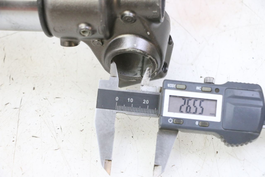 photo de STELO FORCELLA DESTRA YAMAHA YZF YZ-F 450 (2014 - 2016) - Dettaglio del componente