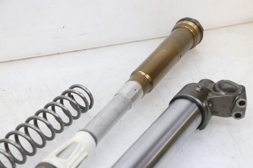 photo de STELO FORCELLA DESTRA YAMAHA YZF YZ-F 450 (2014 - 2016) - Ricambio usato controllato