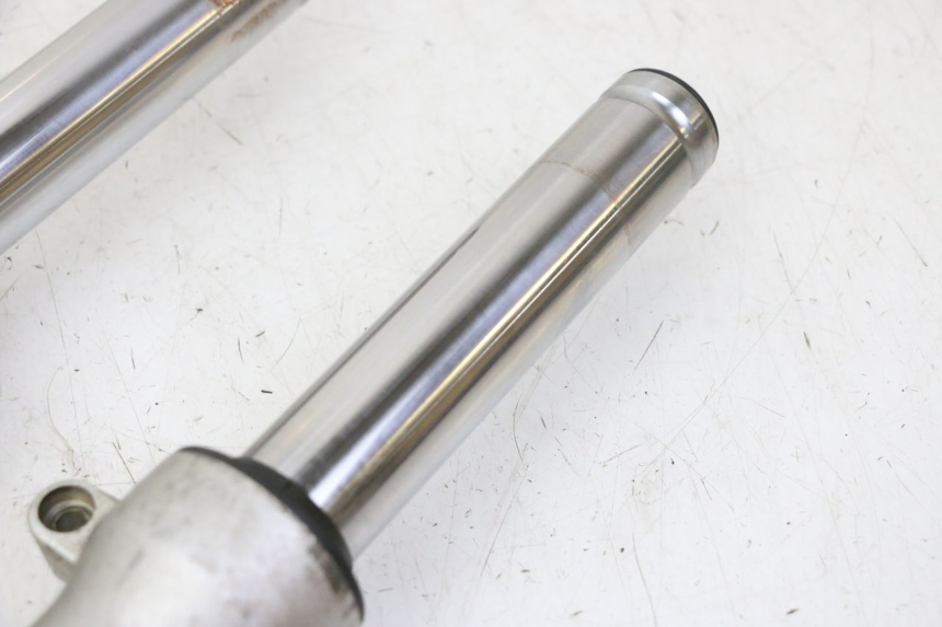 photo de STELO FORCELLA HONDA FES S-WING SWING ABS 125 (2007 - 2015) - Marcature e riferimenti originali