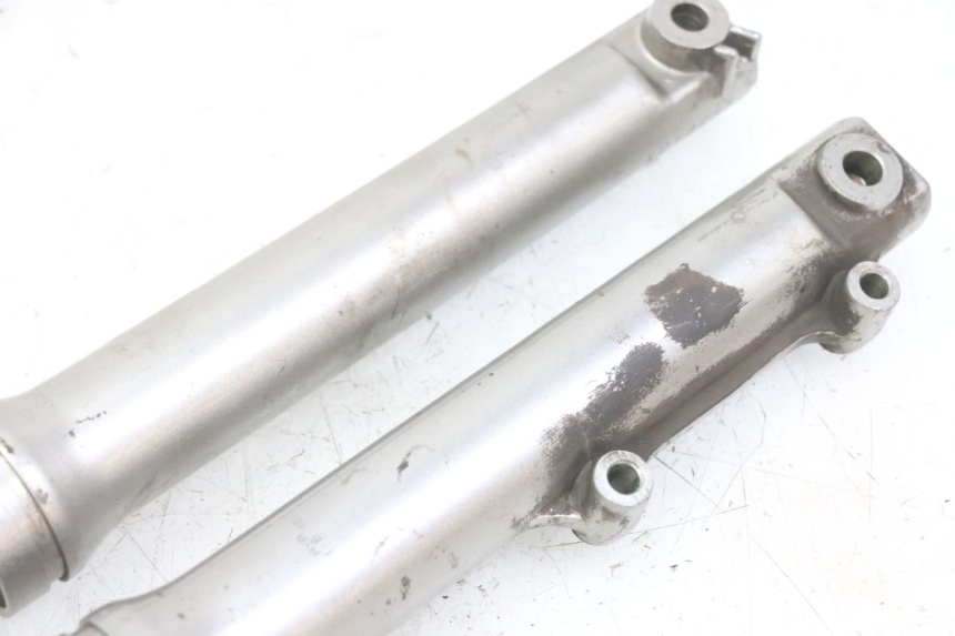 photo de STELO FORCELLA SYM FIDDLE 2 S 125 (2012 - 2014) - Stato della superficie e materiale