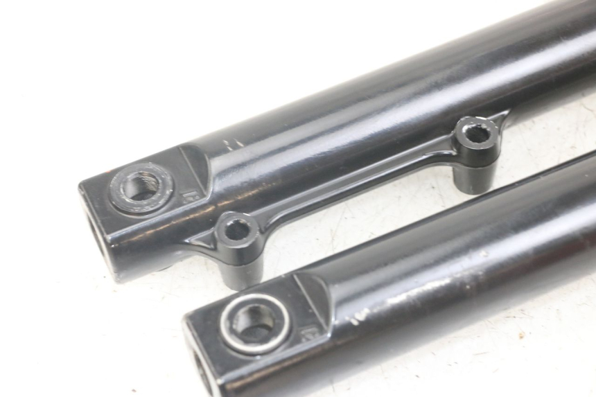 photo de FORCELLA GUIDATA SYM FIDDLE 3 III 125 (2014 - 2020) - Marcature e riferimenti originali