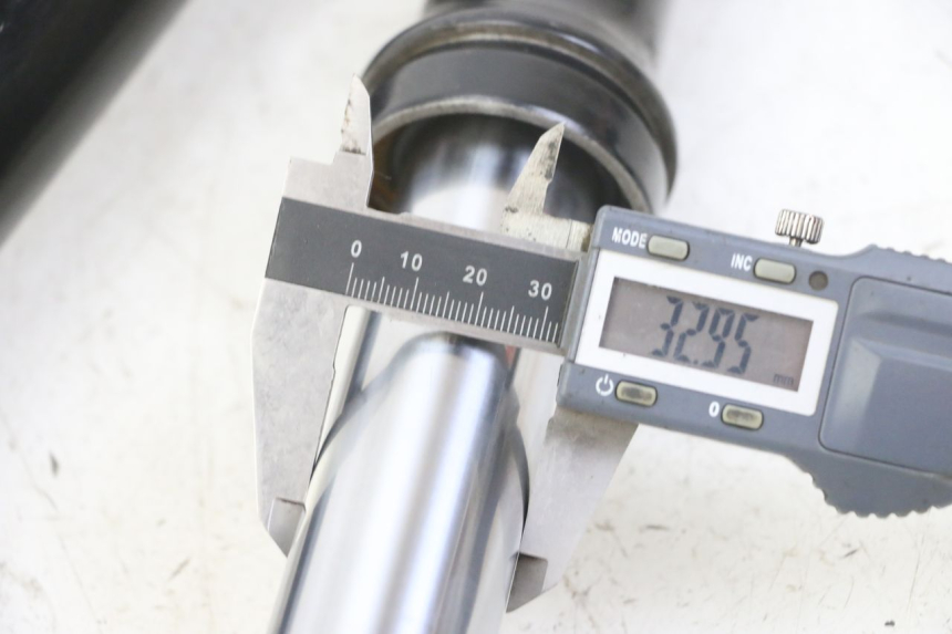 photo de STELO FORCELLA SYM FIDDLE 3 III 50 (2014 - 2020) - Dettaglio del componente