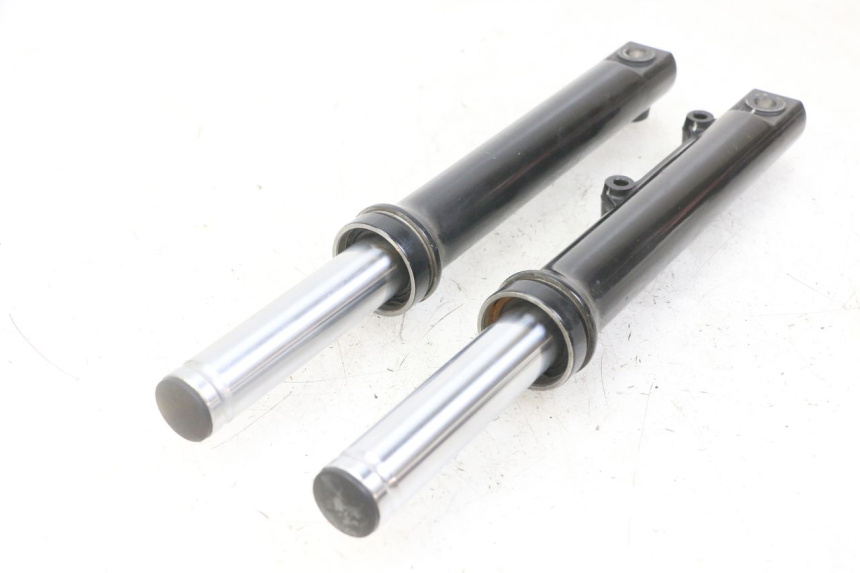 photo de STELO FORCELLA SYM FIDDLE 3 III 50 (2014 - 2020) - Dettagli dei punti di fissaggio