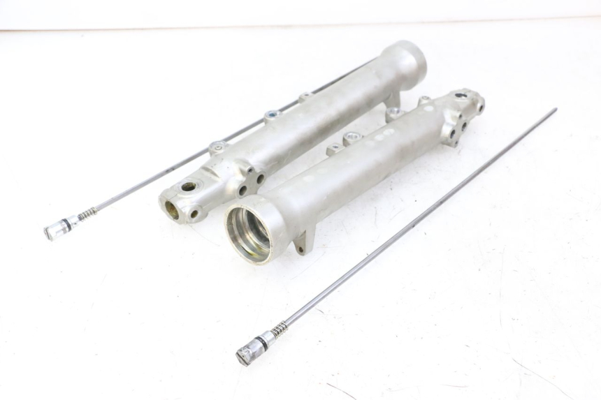 photo de STELO FORCELLA YAMAHA FJ 36Y 1100 (1984 - 1985) - Caratteristiche distintive