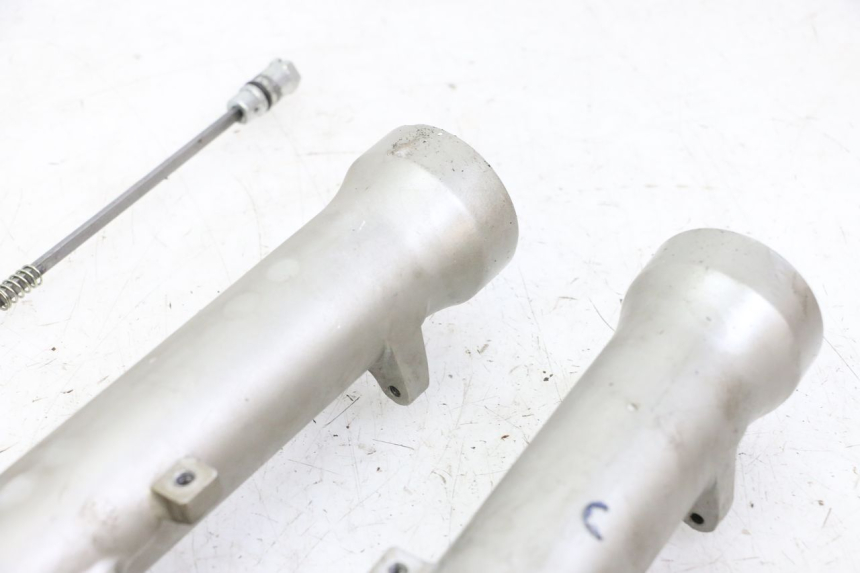 photo de STELO FORCELLA YAMAHA FJ 36Y 1100 (1984 - 1985) - Primo piano ad alta risoluzione