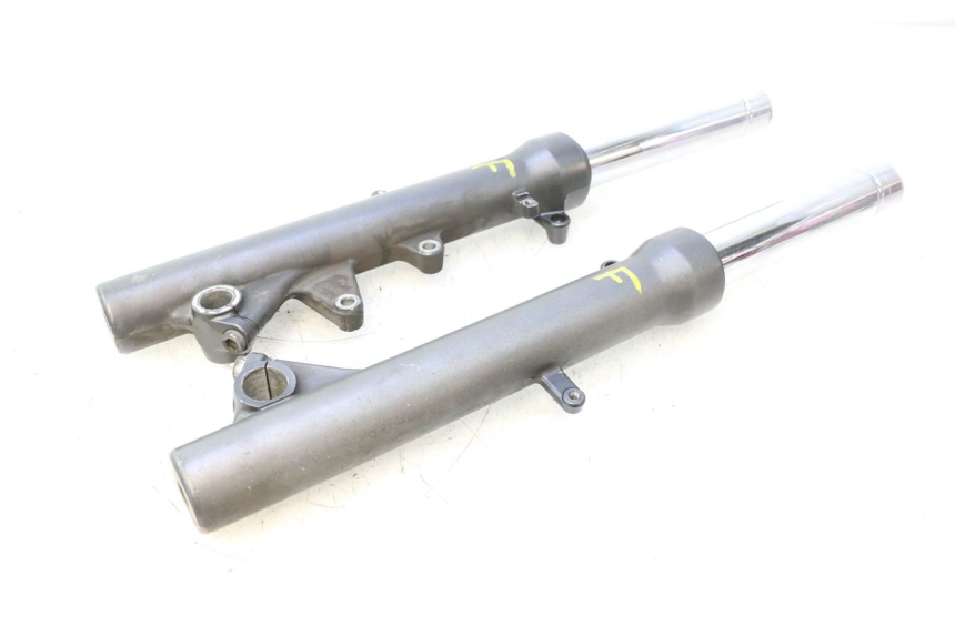 photo de STELO FORCELLA HONDA FJS SILVER WING SILVERWING 400 (2005 - 2008) - Caratteristiche distintive