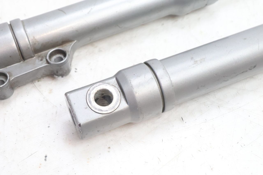 photo de FORCELLA GUIDATA PIAGGIO FLY 2T 50 (2004 - 2017) - Stato della superficie e materiale