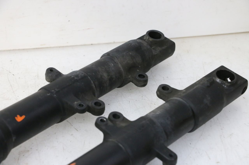 photo de STELO FORCELLA YAMAHA FZ6 FAZER S2 600 (2007 - 2011) - Primo piano tecnico