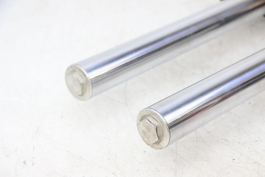 photo de STELO FORCELLA YAMAHA FZ6 FAZER S2 600 (2007 - 2011) - Stato della superficie e materiale