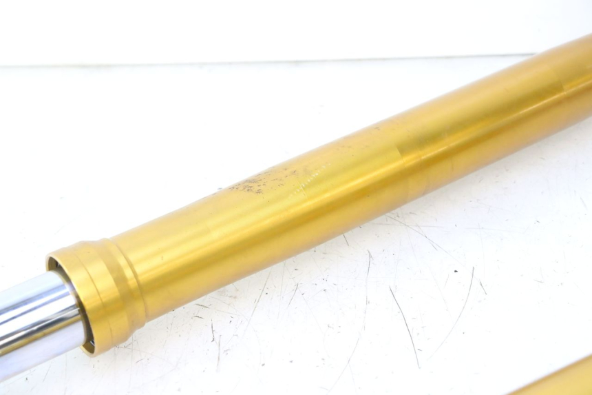 photo de STELO FORCELLA YAMAHA FZ8 800 (2010 - 2016) - Stato della superficie e materiale