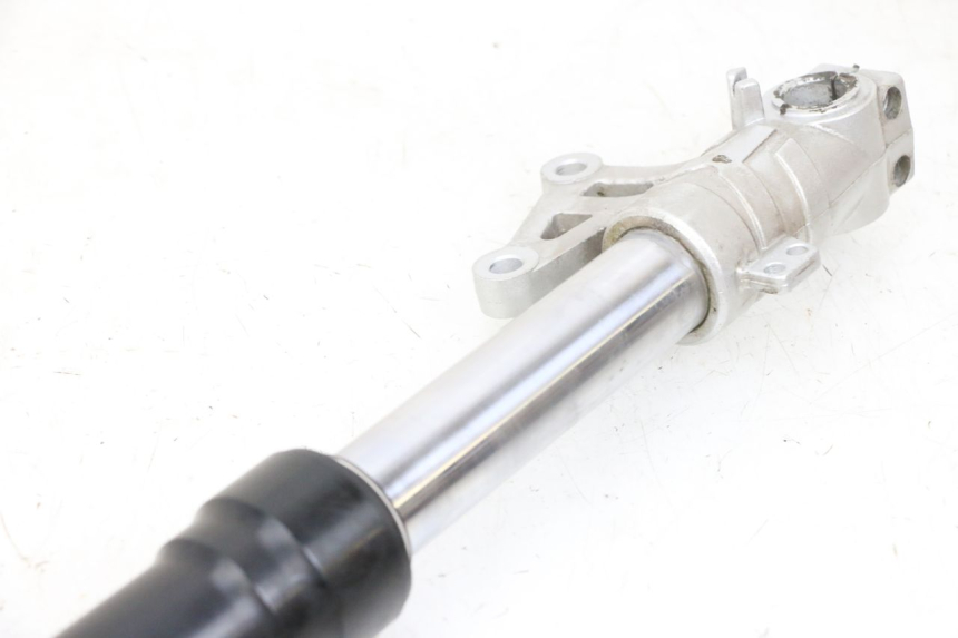 photo de STELO FORCELLA SINISTRA KSR CODE 125 (2018 - 2020) - Dettagli dei punti di fissaggio