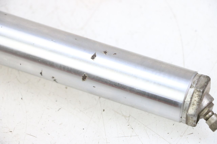 photo de STELO FORCELLA SINISTRA HONDA MTX TC02 125 (1987 - 1989) - Caratteristiche distintive