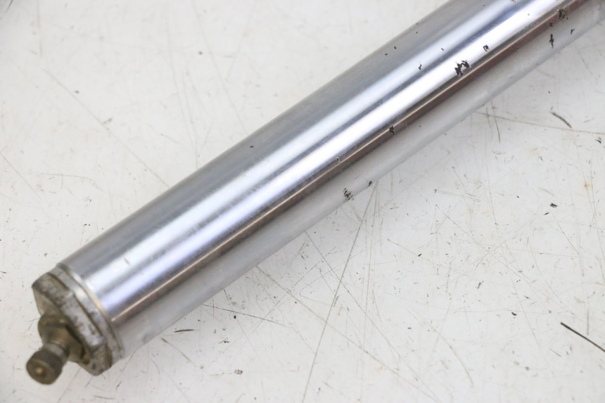 photo de STELO FORCELLA SINISTRA HONDA MTX TC02 125 (1987 - 1989) - Dettagli dei punti di fissaggio