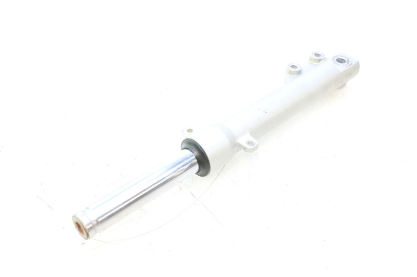 photo de STELO FORCELLA SINISTRA PEUGEOT KISBEE 4T 50 (2010 - 2017) - Primo piano tecnico