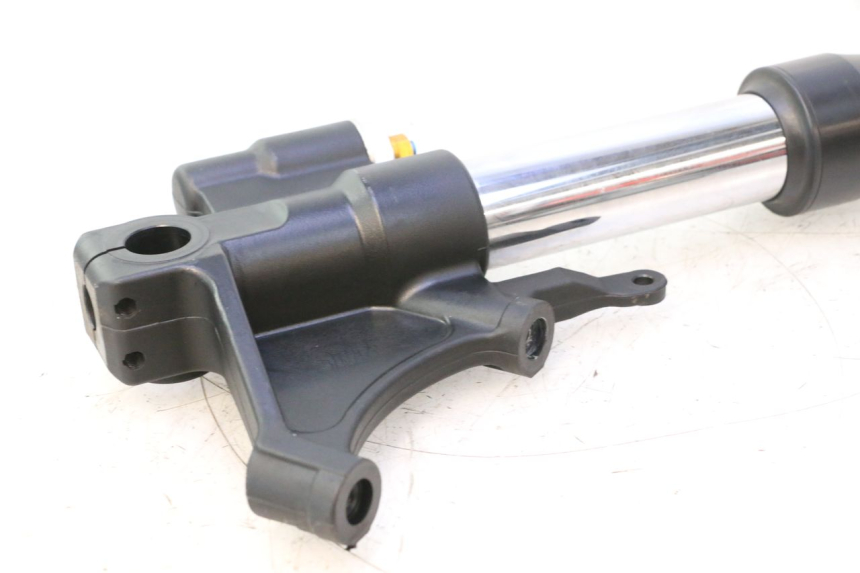 photo de STELO FORCELLA SINISTRA YAMAHA YZF R6 600 (2008 - 2009) - Vista d'insieme del prodotto