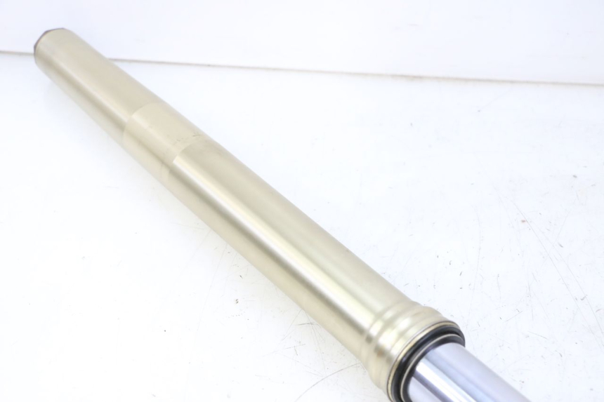 photo de STELO FORCELLA SINISTRA YAMAHA YZF YZ-F 450 (2014 - 2016) - Marcature e riferimenti originali