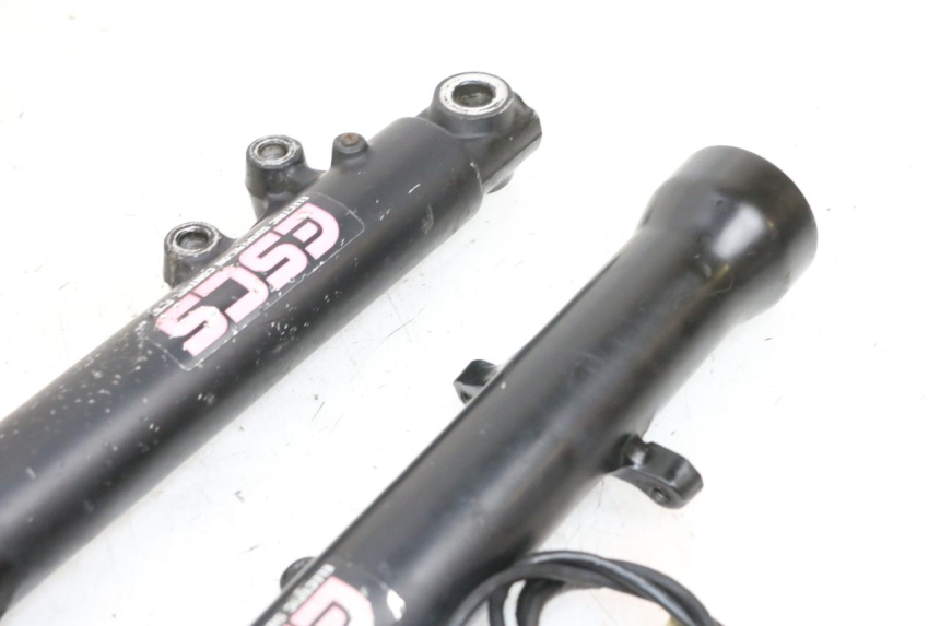 photo de STELO FORCELLA KAWASAKI GPX R WARBIRD 600 (1988 - 1993) - Zoom sui componenti