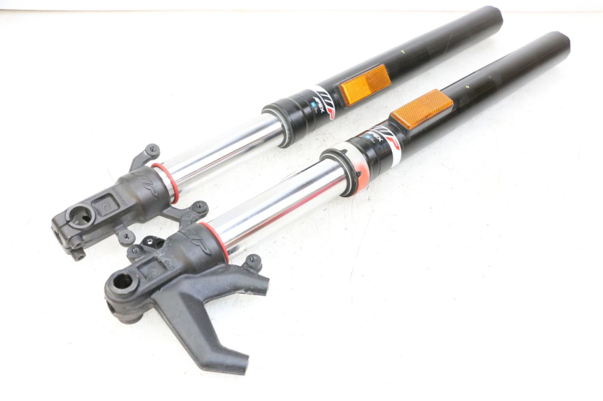 photo de STELO FORCELLA HUSQVARNA SVARTPILEN 401 (2018 - 2023) - Vista principale