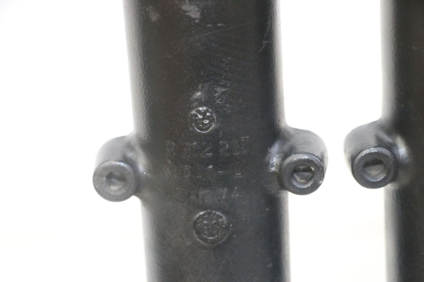 photo de STELO FORCELLA BMW K 75 RT 750 (1989 - 1997) - Zoom sullo stato d'uso