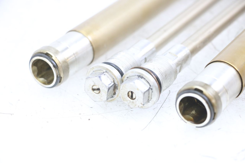 photo de STELO FORCELLA KAWASAKI KX F KXF 450 (2009 - 2011) - Stato della superficie e materiale