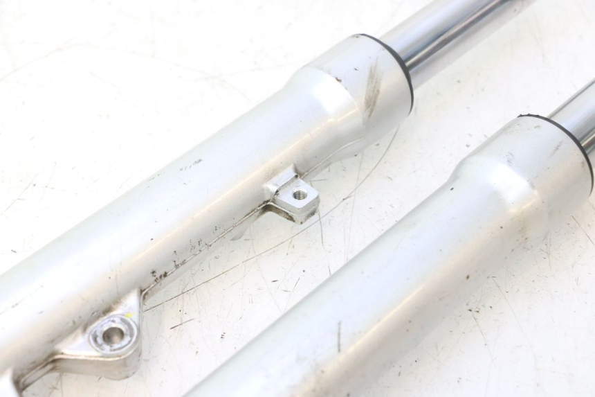 photo de STELO FORCELLA PIAGGIO LIBERTY IGET 4T 50 (2021 - 2025) - Zoom sullo stato d'uso