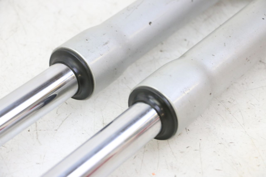 photo de STELO FORCELLA PIAGGIO LIBERTY 125 (1998 - 2008) - Vista d'insieme del prodotto