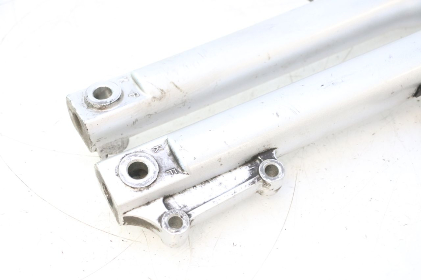 photo de STELO FORCELLA KYMCO LIKE 125 (2009 - 2016) - Marcature e riferimenti originali