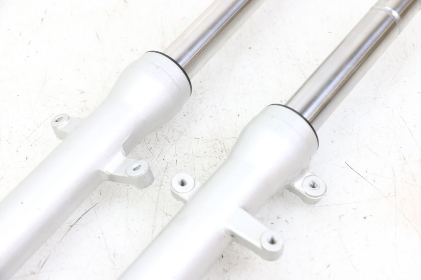 photo de STELO FORCELLA LONGJIA SHARPY 125 (2020 - 2024) - Altra vista dell'articolo