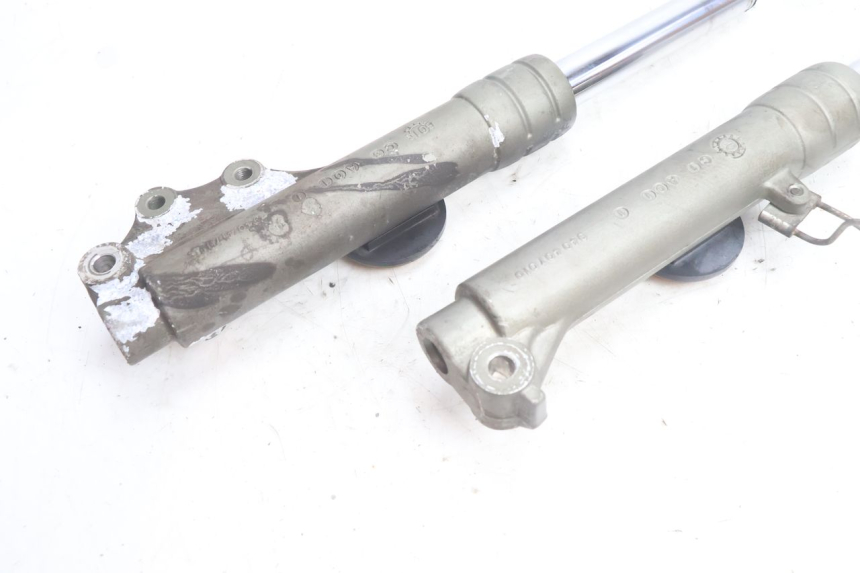 photo de STELO FORCELLA YAMAHA NEO'S NEOS 2T 50 (1998 - 2007) - Caratteristiche distintive
