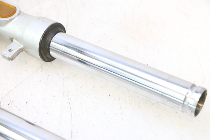 photo de STELO FORCELLA KYMCO LIKE 4T 50 (2019 - 2025) - Caratteristiche distintive