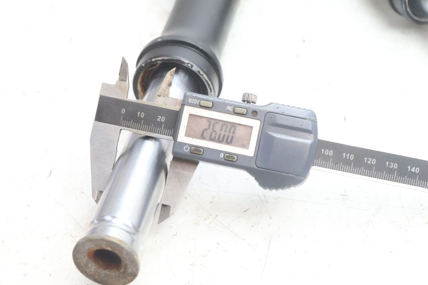 photo de STELO FORCELLA JM MOTORS OLDIES 4T 50 (2010 - 2020) - Focus sulla struttura