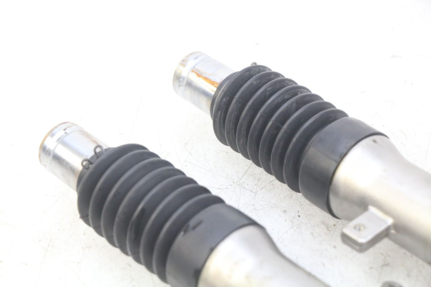 photo de FORCELLA GUIDATA SYM ORBIT 2 4T 50 (2008 - 2017) - Vista d'insieme del prodotto