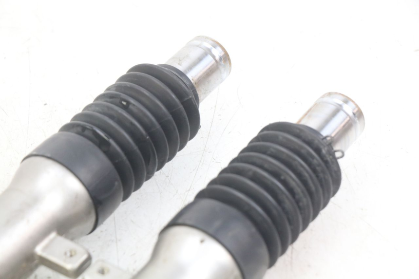 photo de FORCELLA GUIDATA SYM ORBIT 2 4T 50 (2008 - 2017) - Ricambio usato controllato