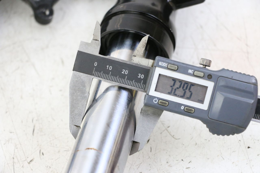 photo de FORCELLA GUIDATA SYM ORBIT 2 4T 50 (2008 - 2017) - Dettaglio del componente