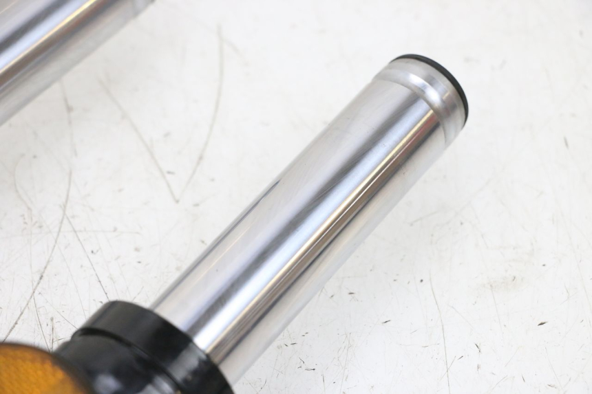 photo de FORCELLA GUIDATA SYM ORBIT 2 4T 50 (2008 - 2017) - Stato della superficie e materiale