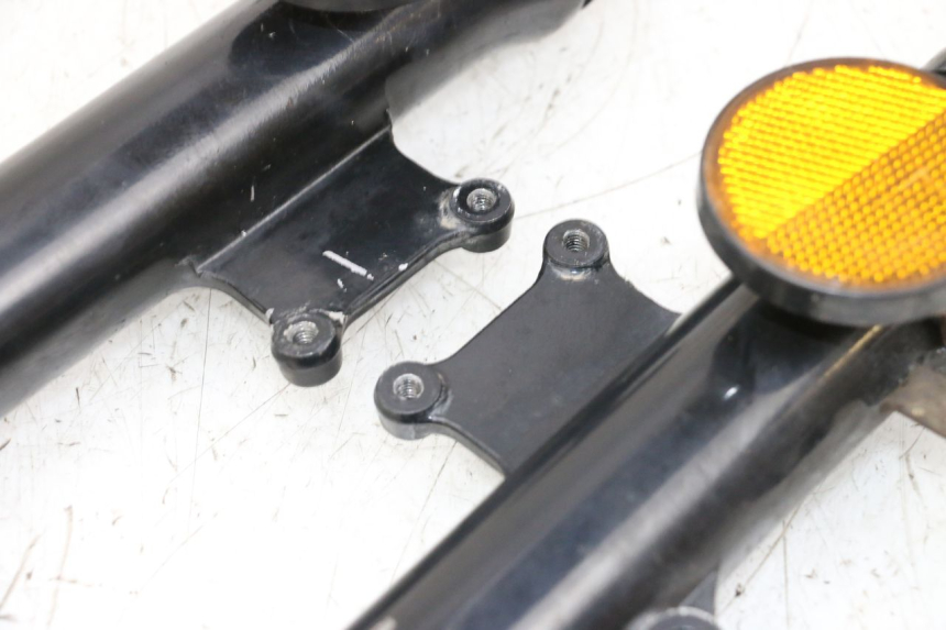 photo de FORCELLA GUIDATA SYM ORBIT 2 4T 50 (2008 - 2017) - Marcature e riferimenti originali