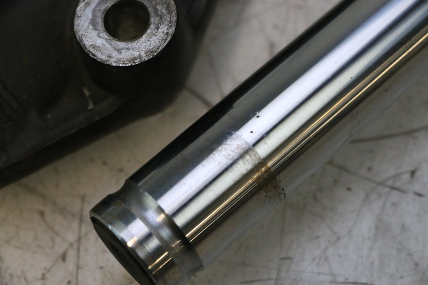 photo de STELO FORCELLA HONDA PCX (JF57/JF64) 125 (2014 - 2018) - Zoom sullo stato d'uso