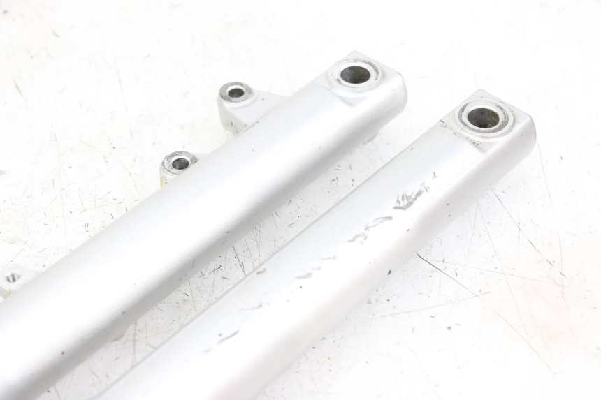 photo de STELO FORCELLA PIAGGIO LIBERTY IGET 4T 50 (2021 - 2025) - Marcature e riferimenti originali