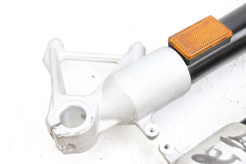 photo de STELO FORCELLA BMW R GS 1250 (2021 - 2024) - Angolazione alternativa